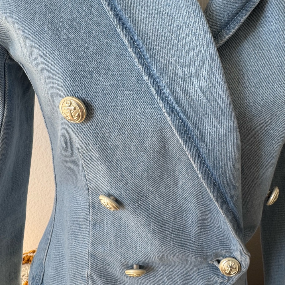 L'AGENCE Light Blue Double-Breasted Denim Jacket - Picture 2 of 7